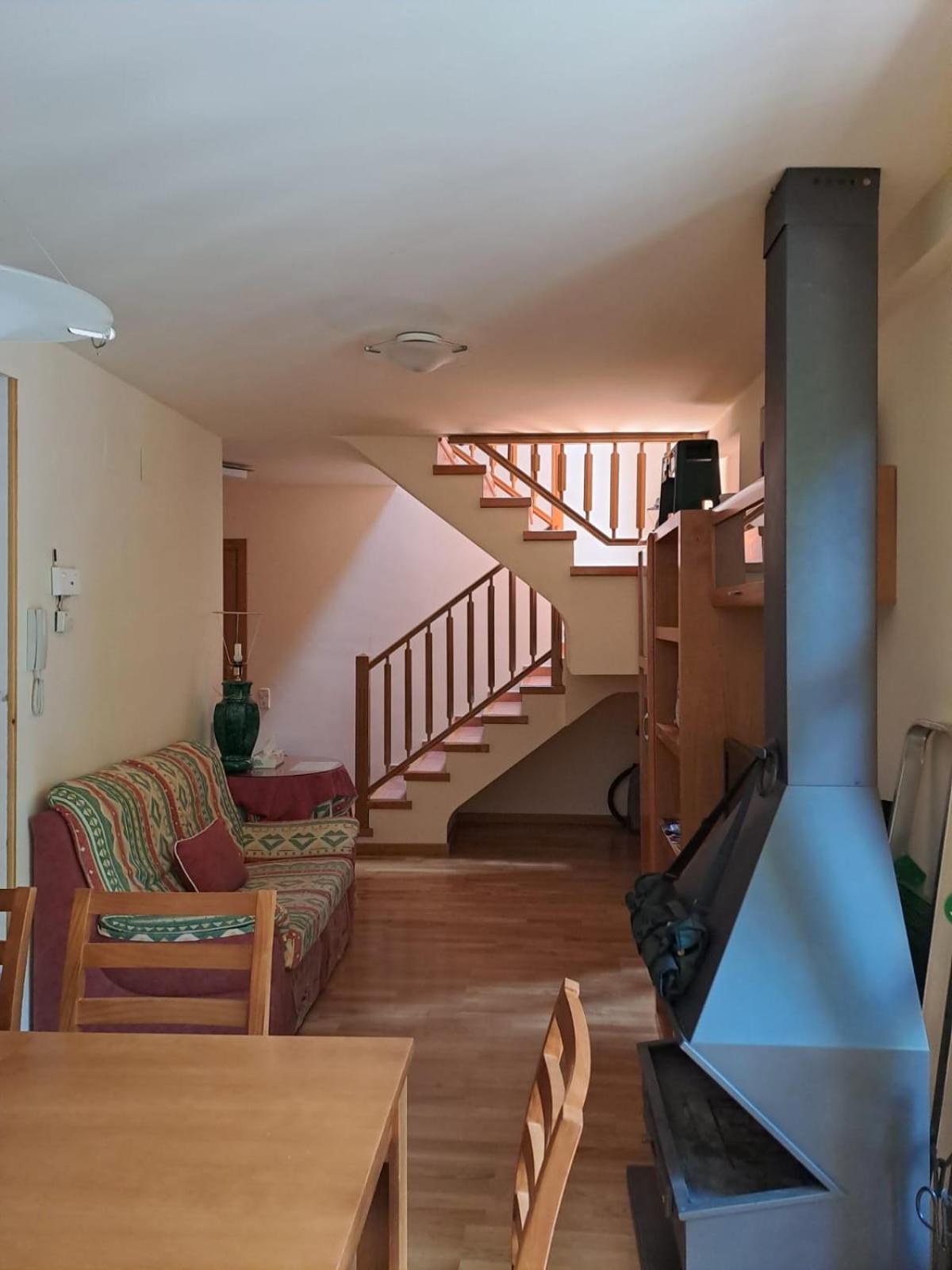 Duplex De Muntanya En Zona Verda A Escalo Exterior photo